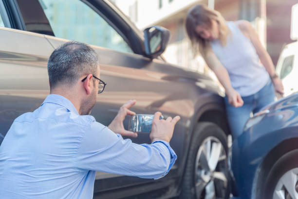 Professional Full Coverage Car Insurance technician working in Edgemere, MD